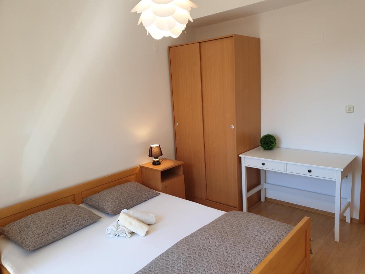 Apartment Seaside Rosic